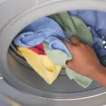 Cattivi odori in lavatrice: cause e rimedi efficaci