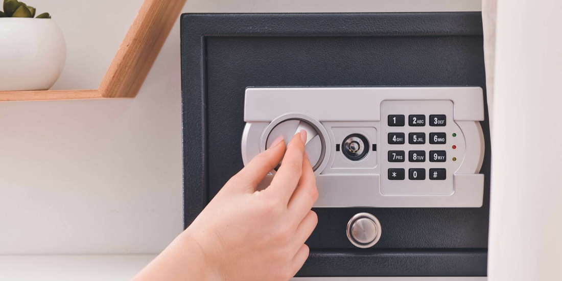 Come aprire una cassaforte senza avere il codice