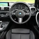 Lavaggio interni auto: quali servizi offre un’azienda di qualità